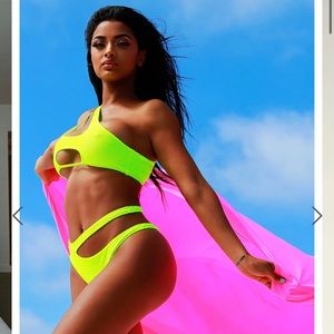 Brighter Under The Sun Neon Bikini size L